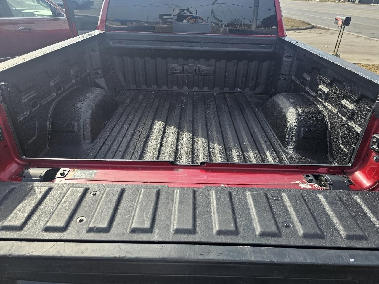 GMC Sierra 1500 SLT Crew Cab 4WD 2019