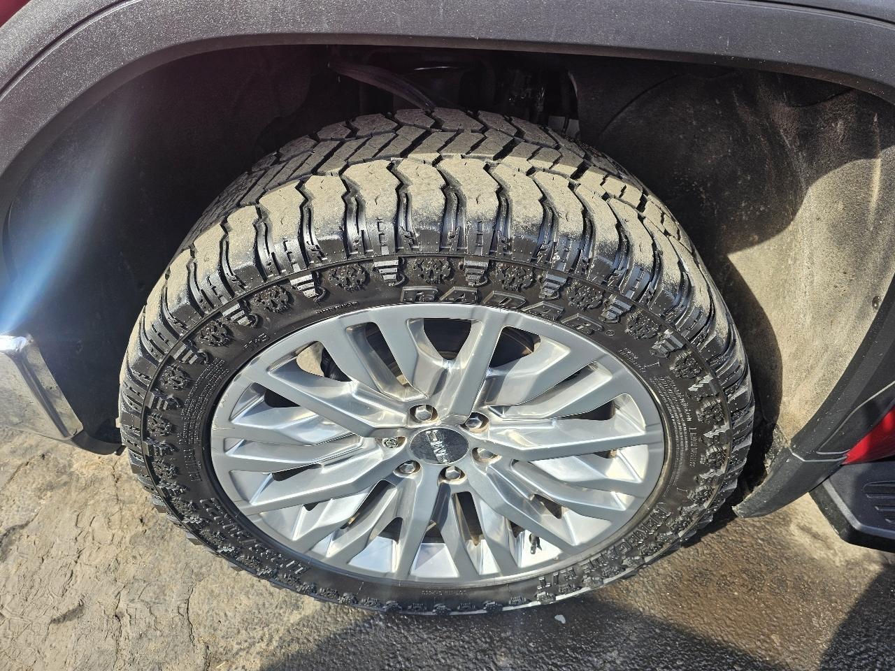 GMC Sierra 1500 SLT Crew Cab 4WD 2019