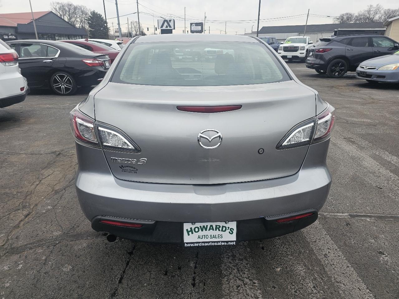 Mazda MAZDA3 i Sport 4-Door 2011