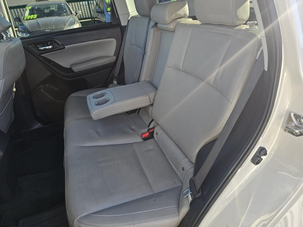 Subaru Forester 2.5i Limited 2017