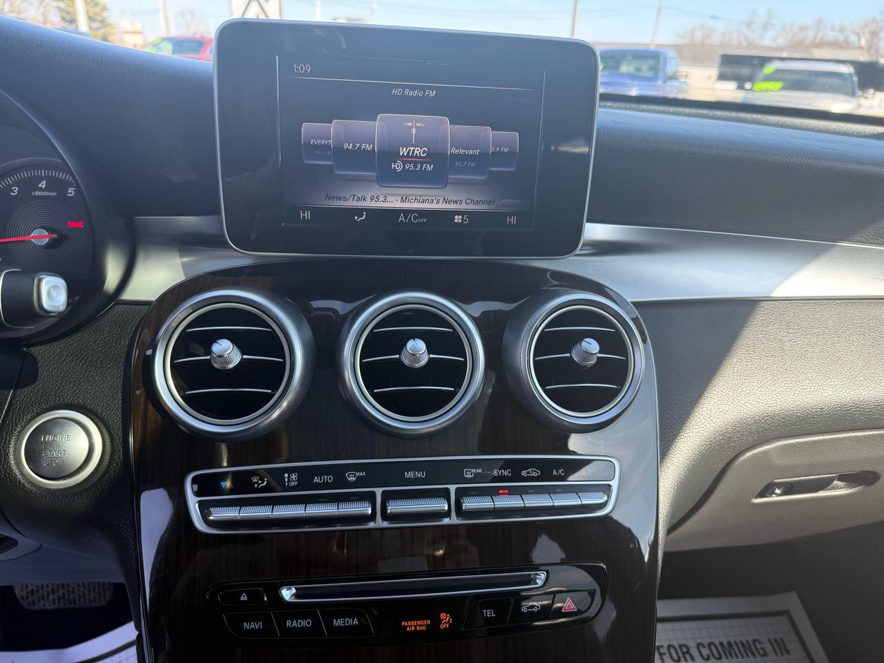 Mercedes-Benz GLC-Class GLC300 4MATIC 2016