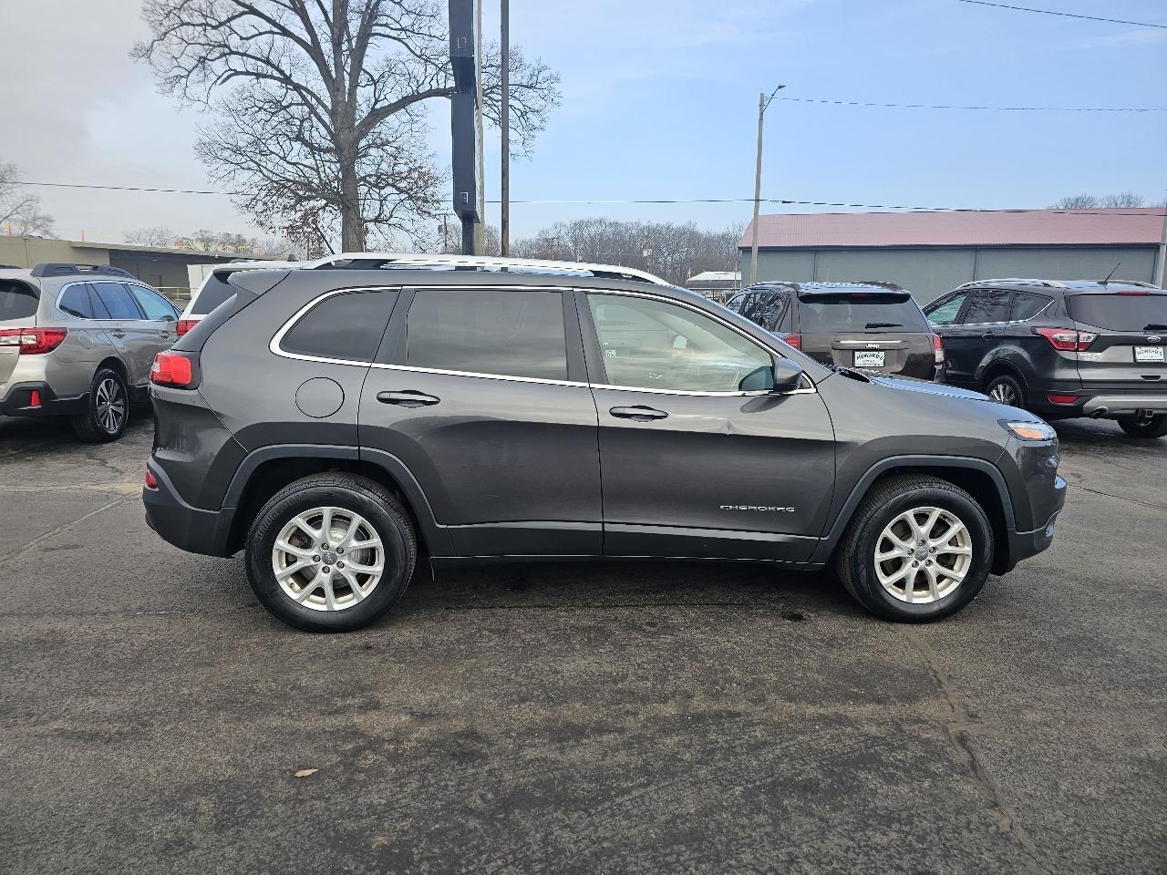 Jeep Cherokee Latitude 4WD 2017