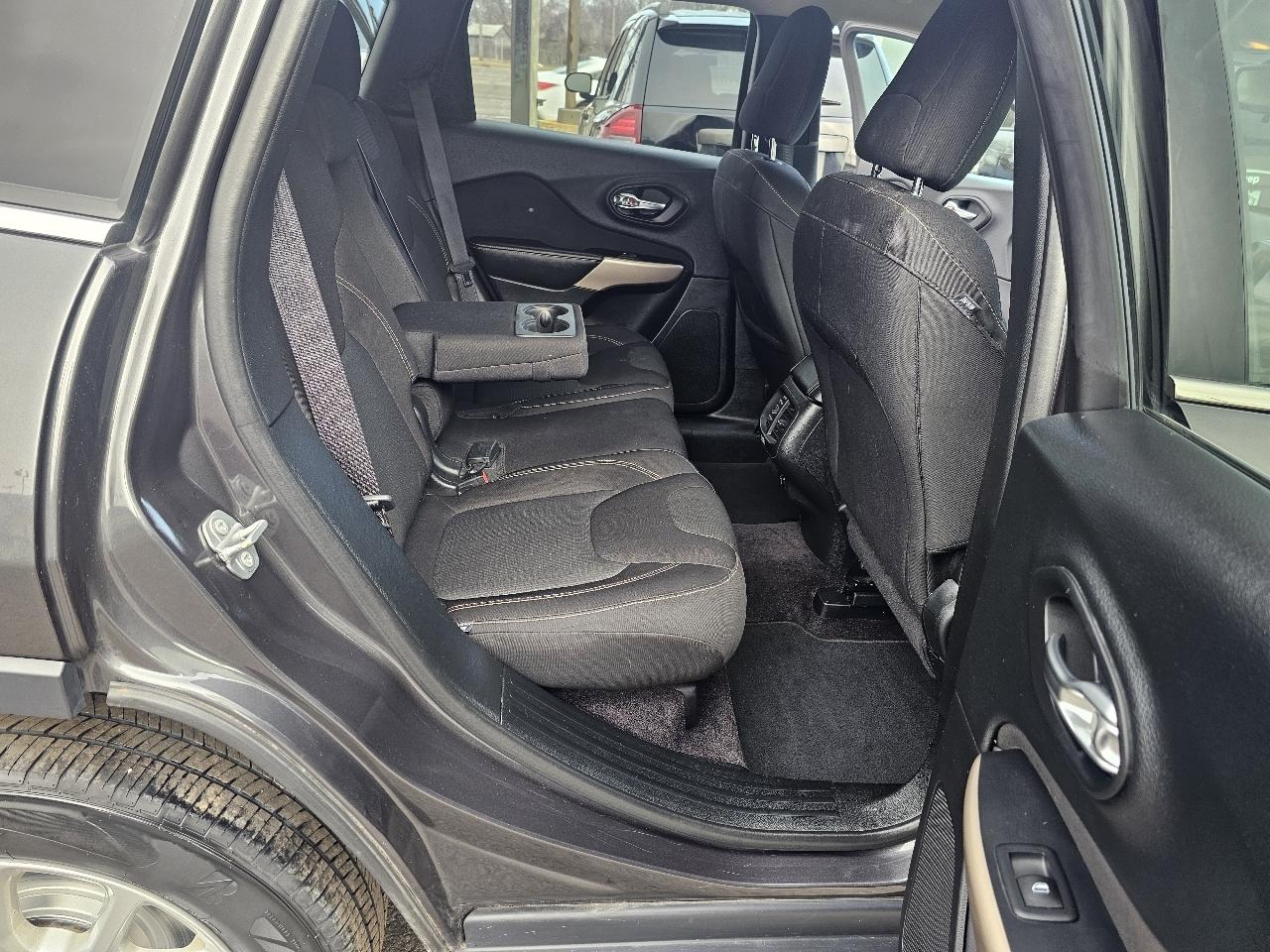 Jeep Cherokee Latitude 4WD 2017