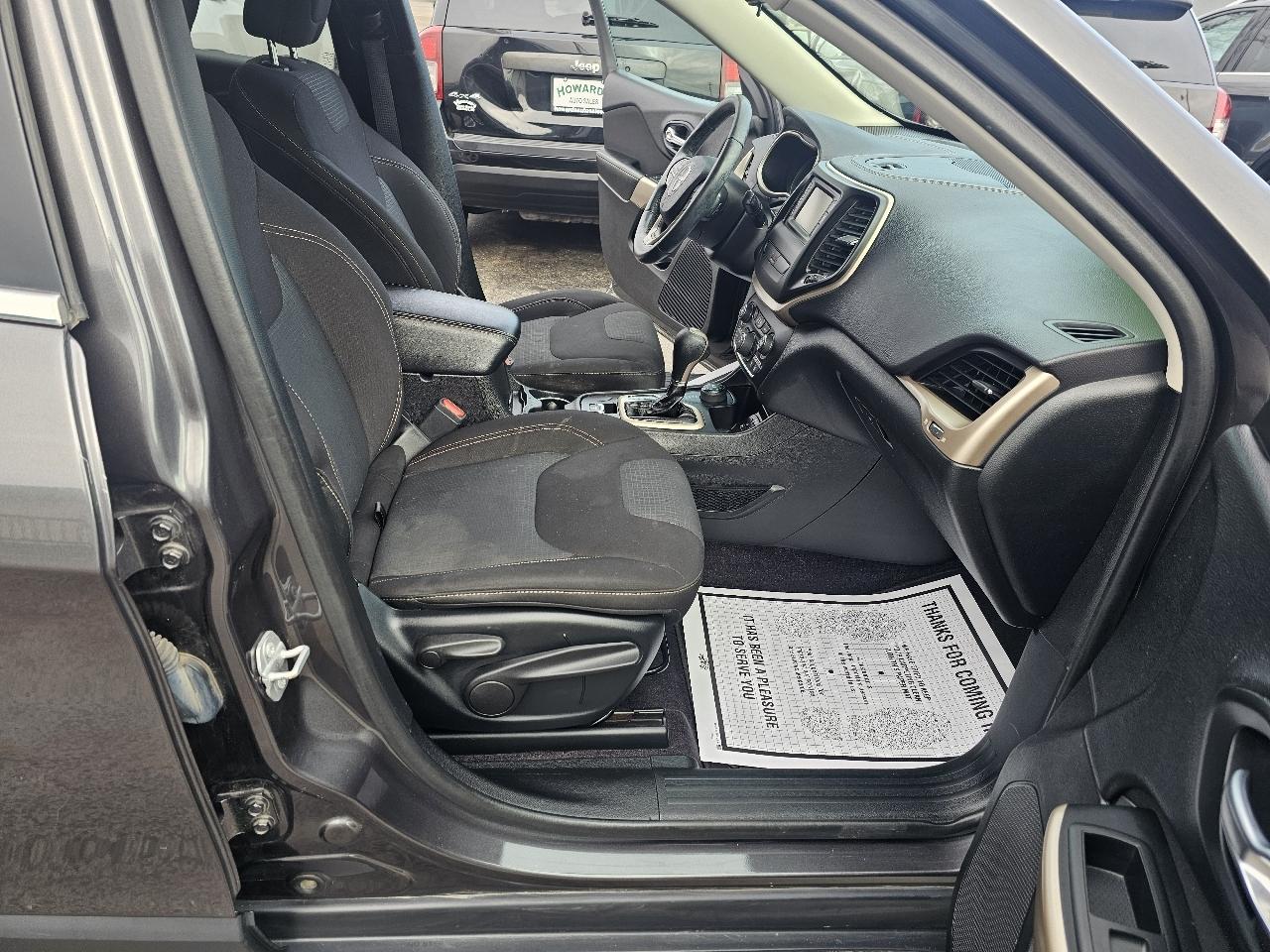 Jeep Cherokee Latitude 4WD 2017