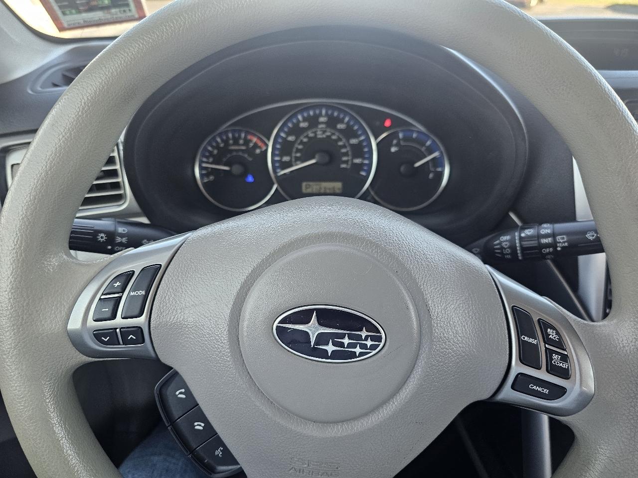 Subaru Forester 2.5X 2013