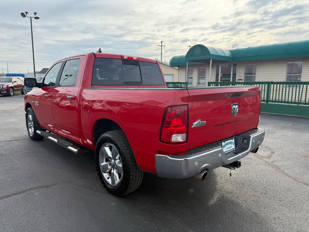 RAM 1500 SLT Crew Cab 4WD SWB 2018