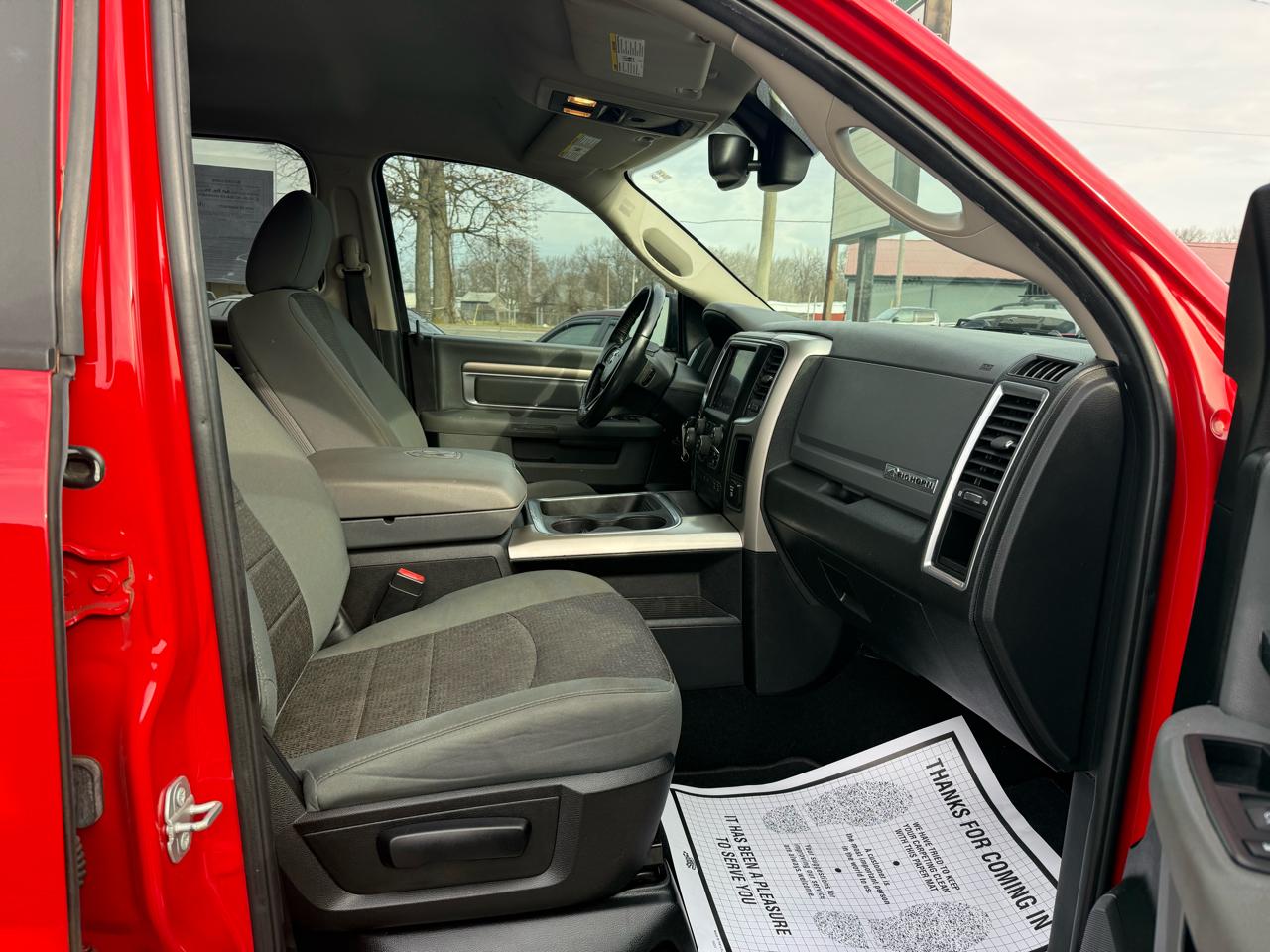 RAM 1500 SLT Crew Cab 4WD SWB 2018