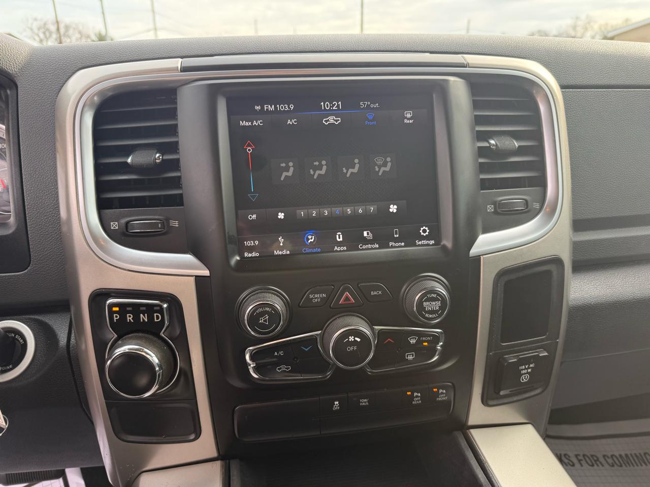 RAM 1500 SLT Crew Cab 4WD SWB 2018