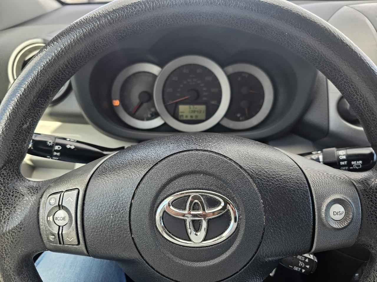 Toyota RAV4 Base I4 4WD 2012