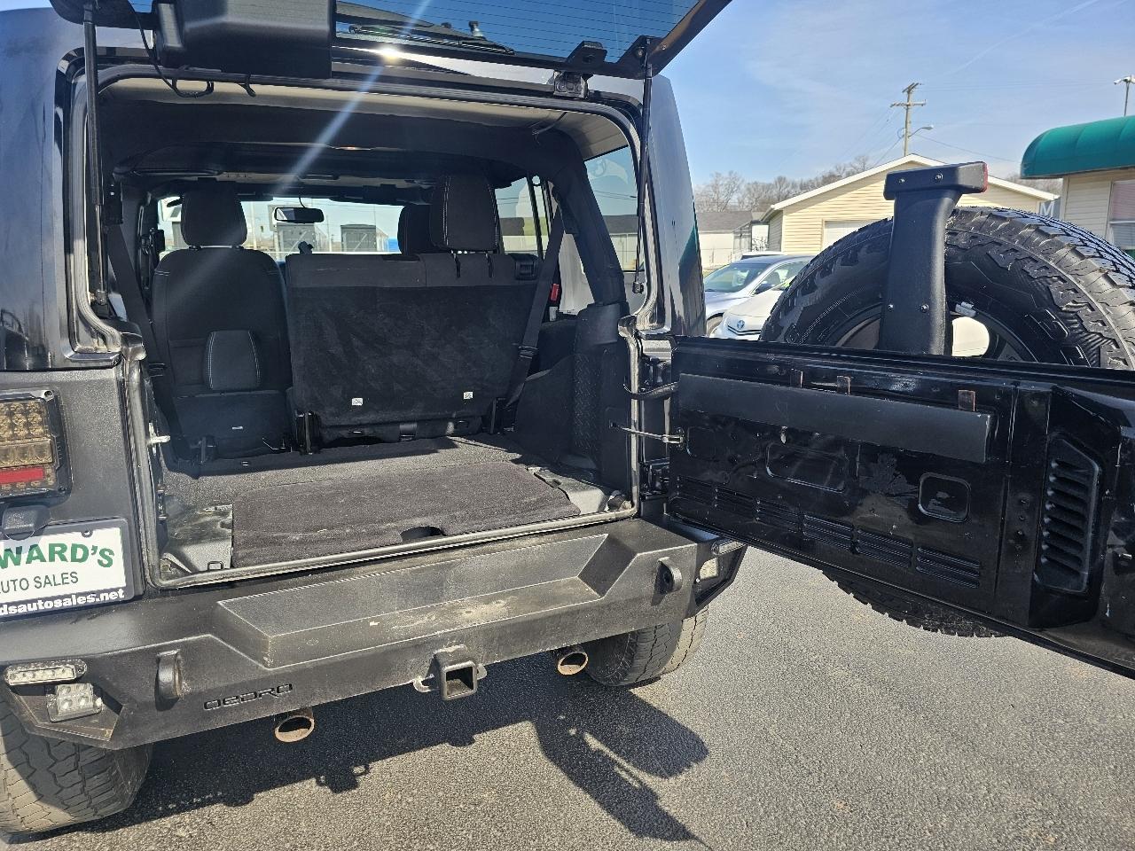 Jeep Wrangler JK Unlimited Sahara 4WD 2018