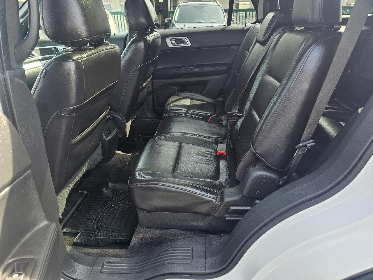 Ford Explorer XLT 4WD 2013