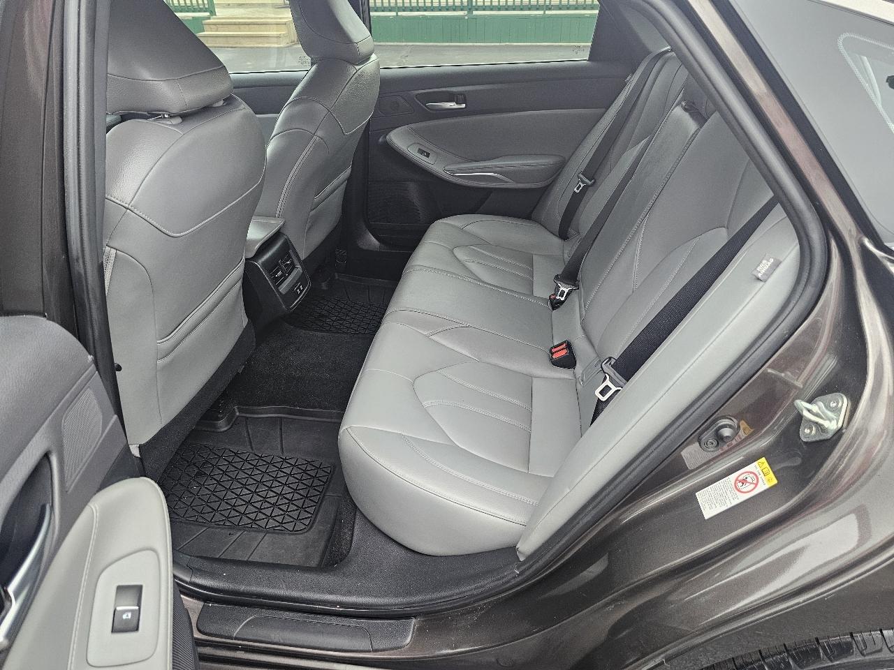 Toyota Avalon XLE 2019