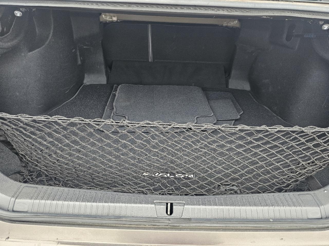 Toyota Avalon XLE 2019