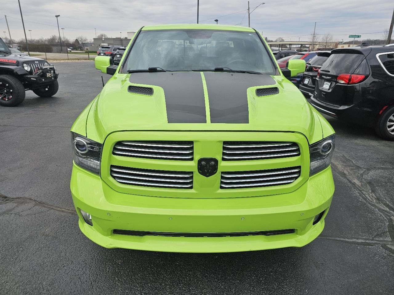 RAM 1500 Sport Crew Cab SWB 4WD 2017