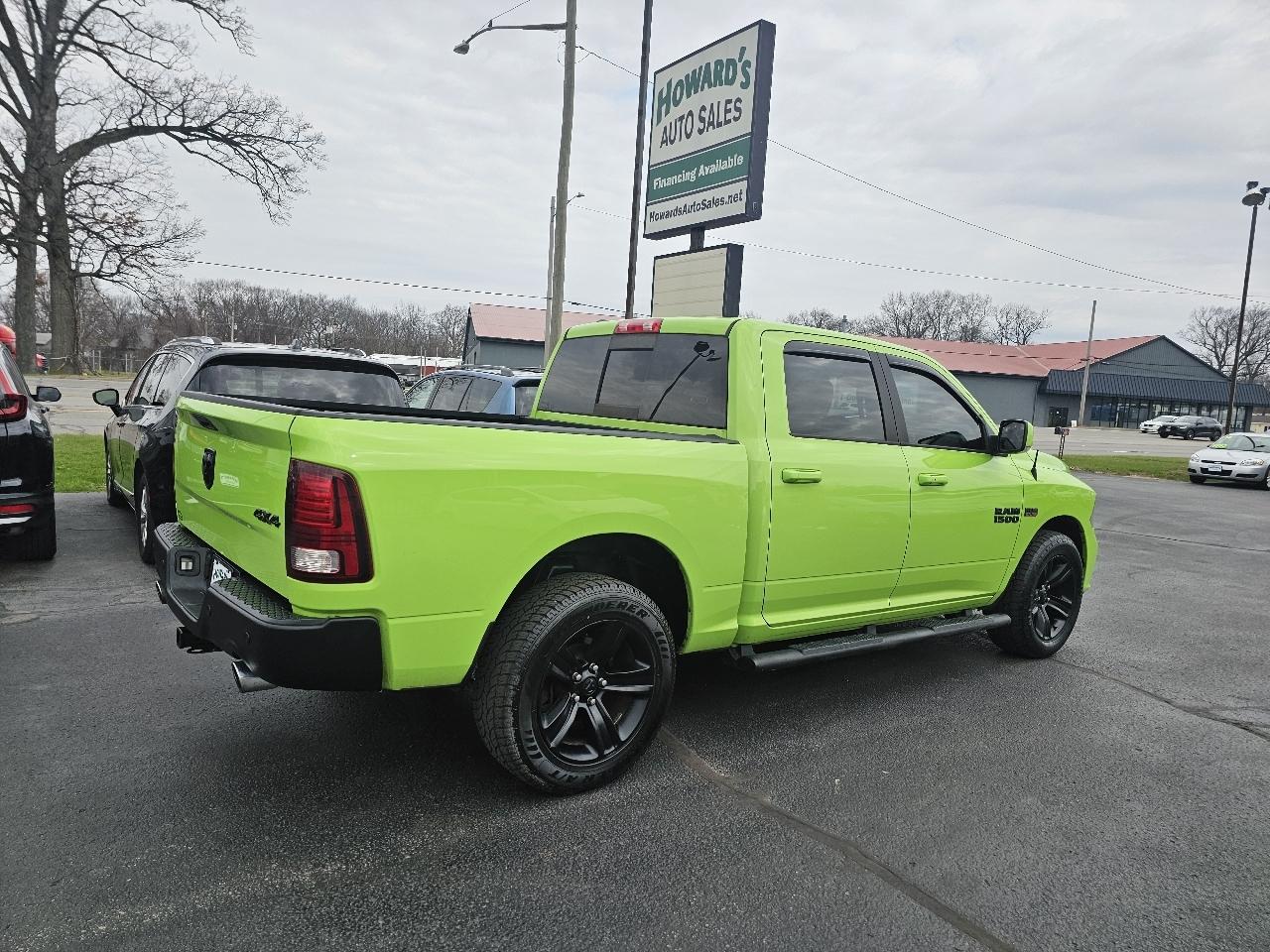 RAM 1500 Sport Crew Cab SWB 4WD 2017
