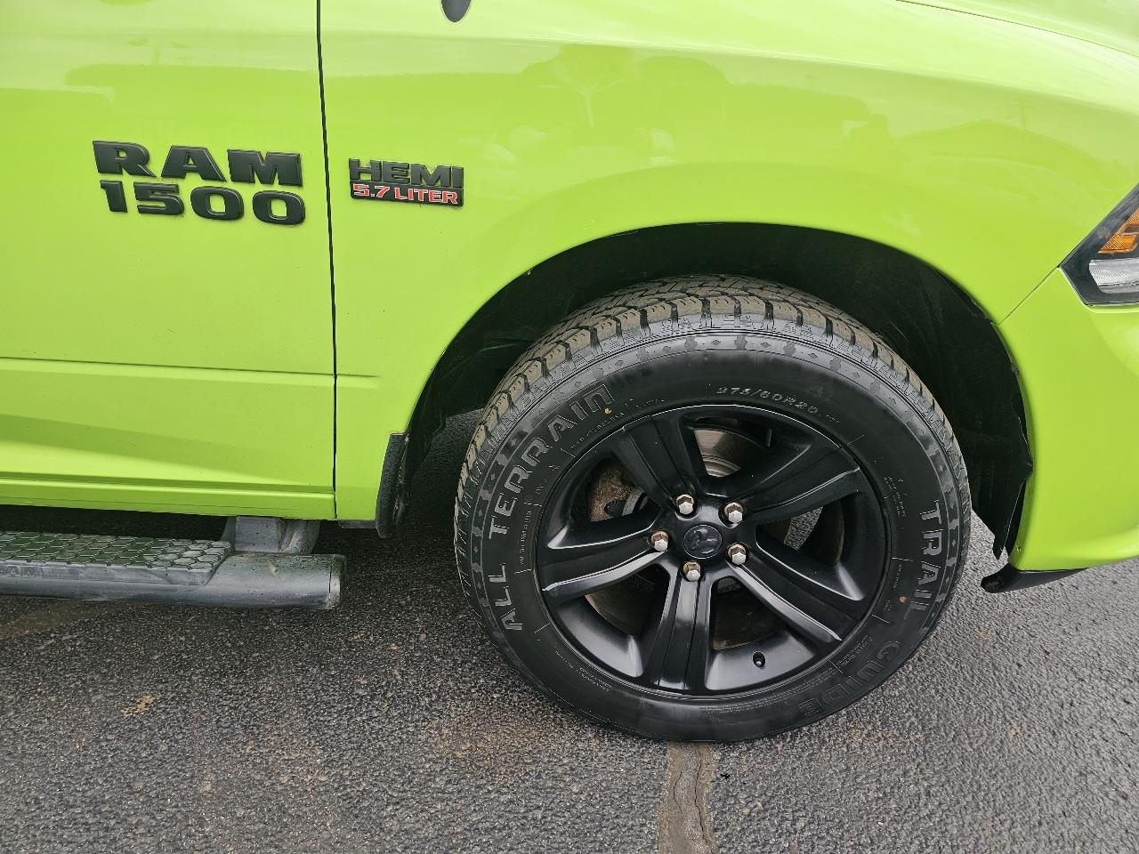 RAM 1500 Sport Crew Cab SWB 4WD 2017