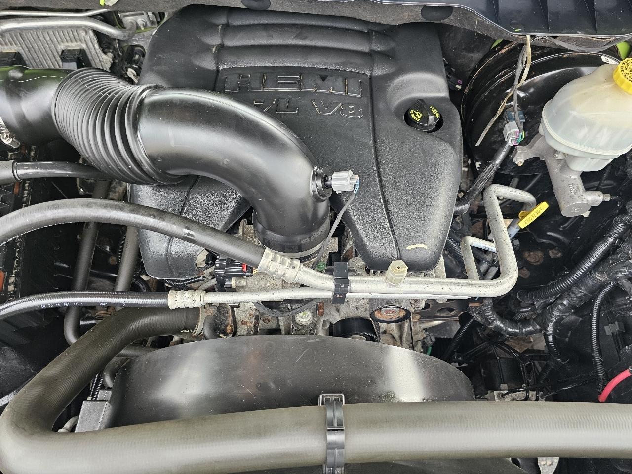 RAM 1500 Sport Crew Cab SWB 4WD 2017