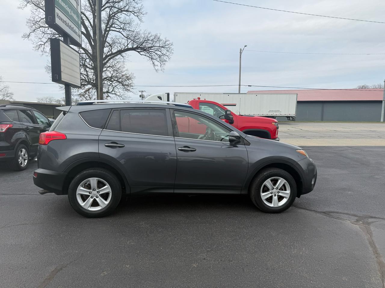 Toyota RAV4 XLE AWD 2014