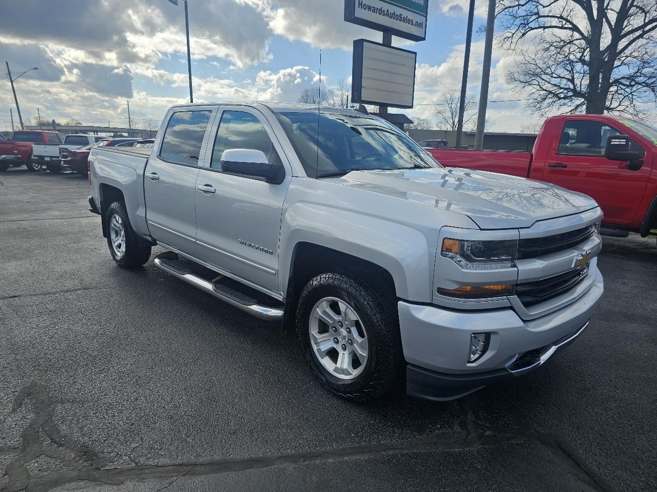 Chevrolet Silverado 1500 LT Crew Cab 4WD 2017