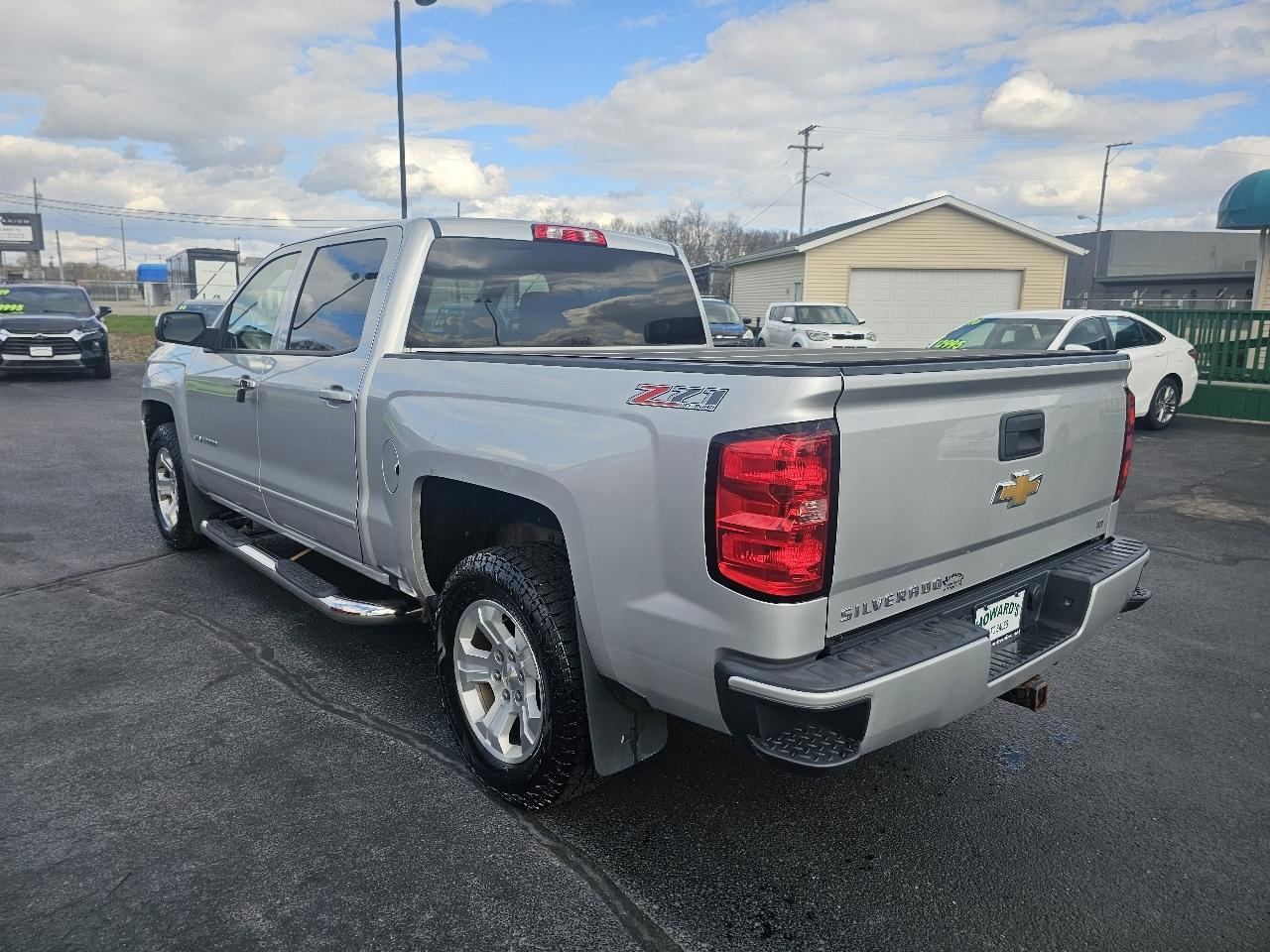 Chevrolet Silverado 1500 LT Crew Cab 4WD 2017
