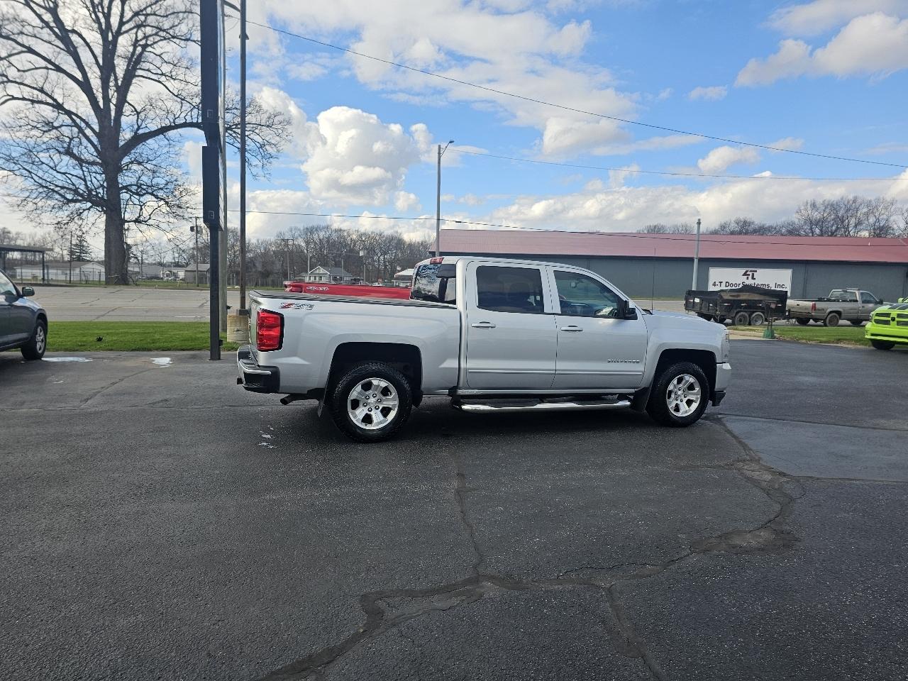 Chevrolet Silverado 1500 LT Crew Cab 4WD 2017