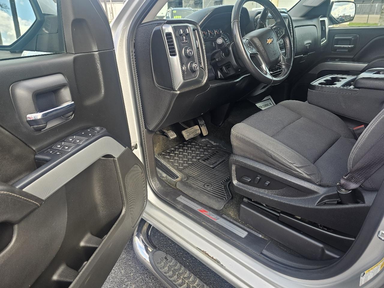 Chevrolet Silverado 1500 LT Crew Cab 4WD 2017