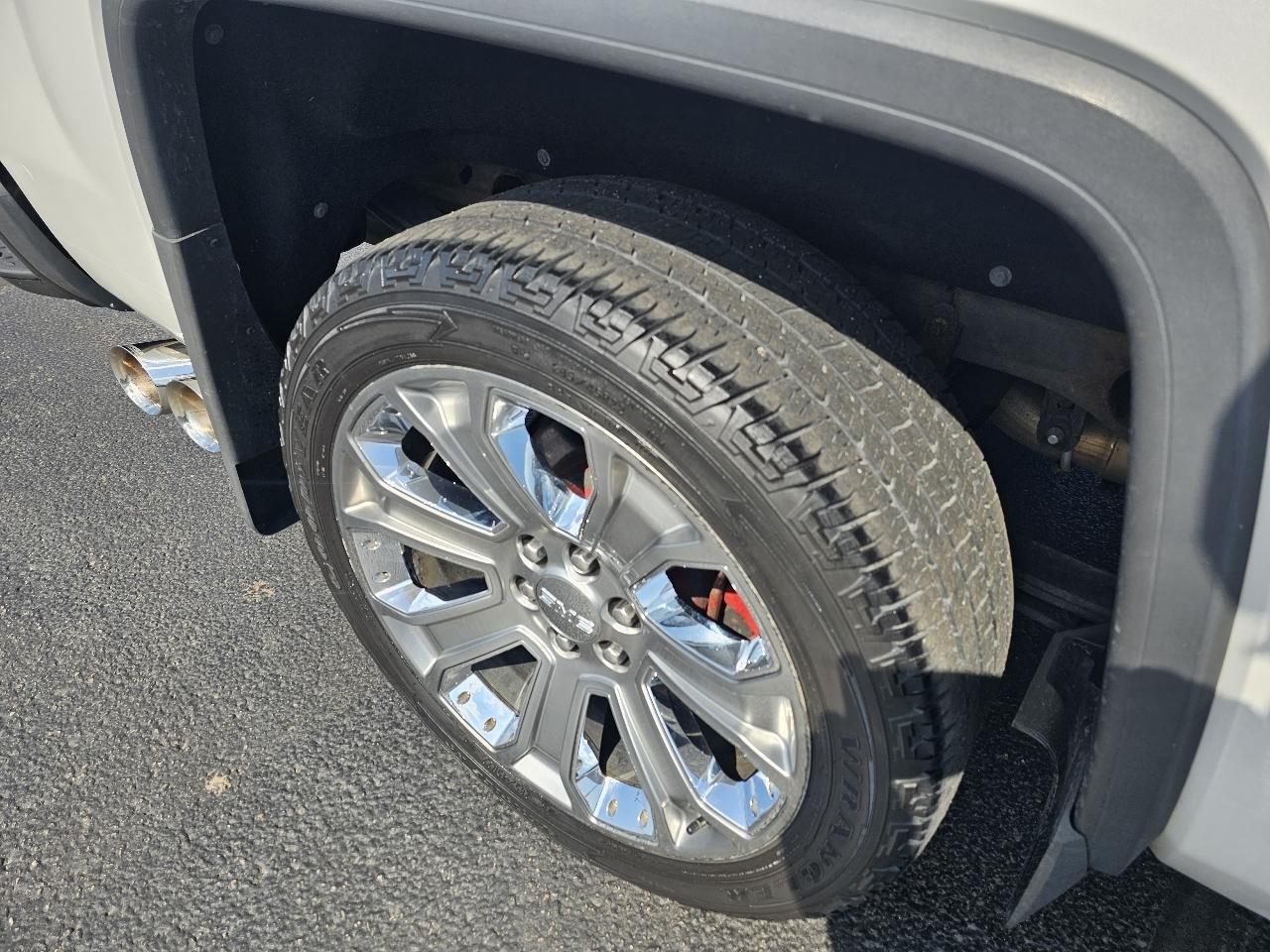 GMC Sierra 1500 Denali Crew Cab Short Box 4WD 2017