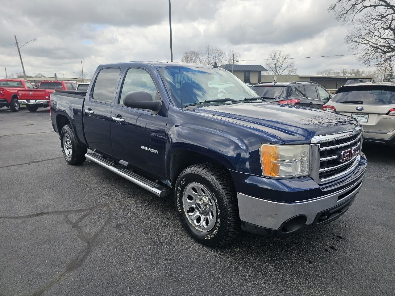 GMC Sierra 1500 SL Crew Cab 4WD 2012