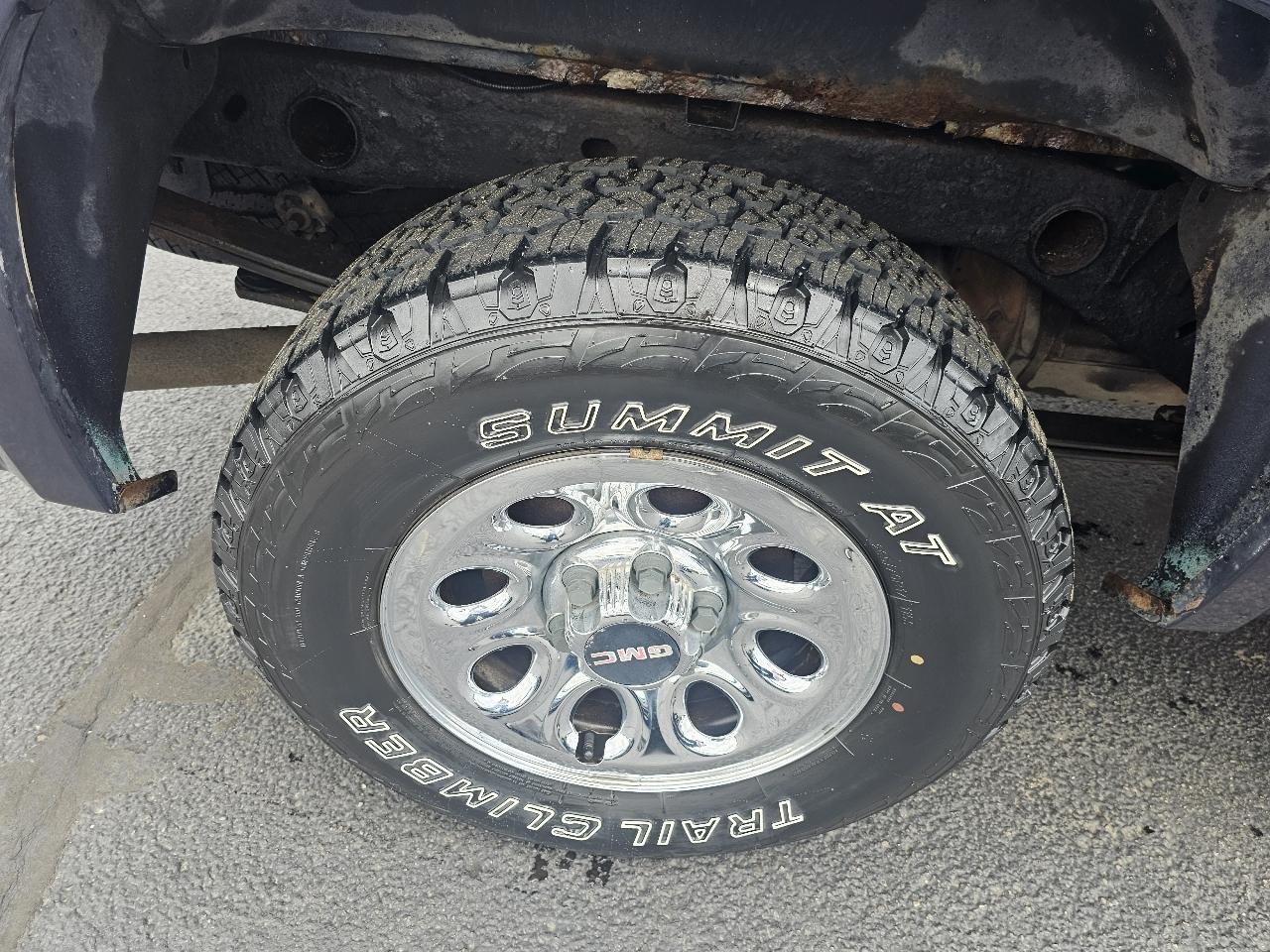 GMC Sierra 1500 SL Crew Cab 4WD 2012