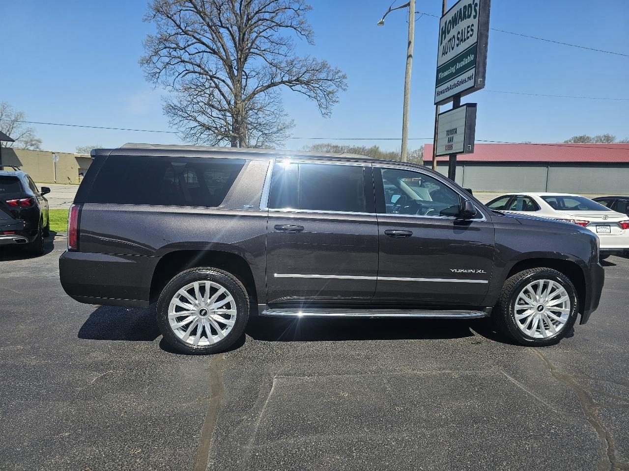 GMC Yukon XL SLT 4WD 2017