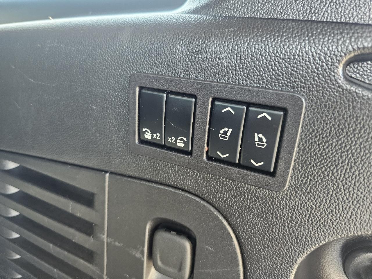 GMC Yukon XL SLT 4WD 2017