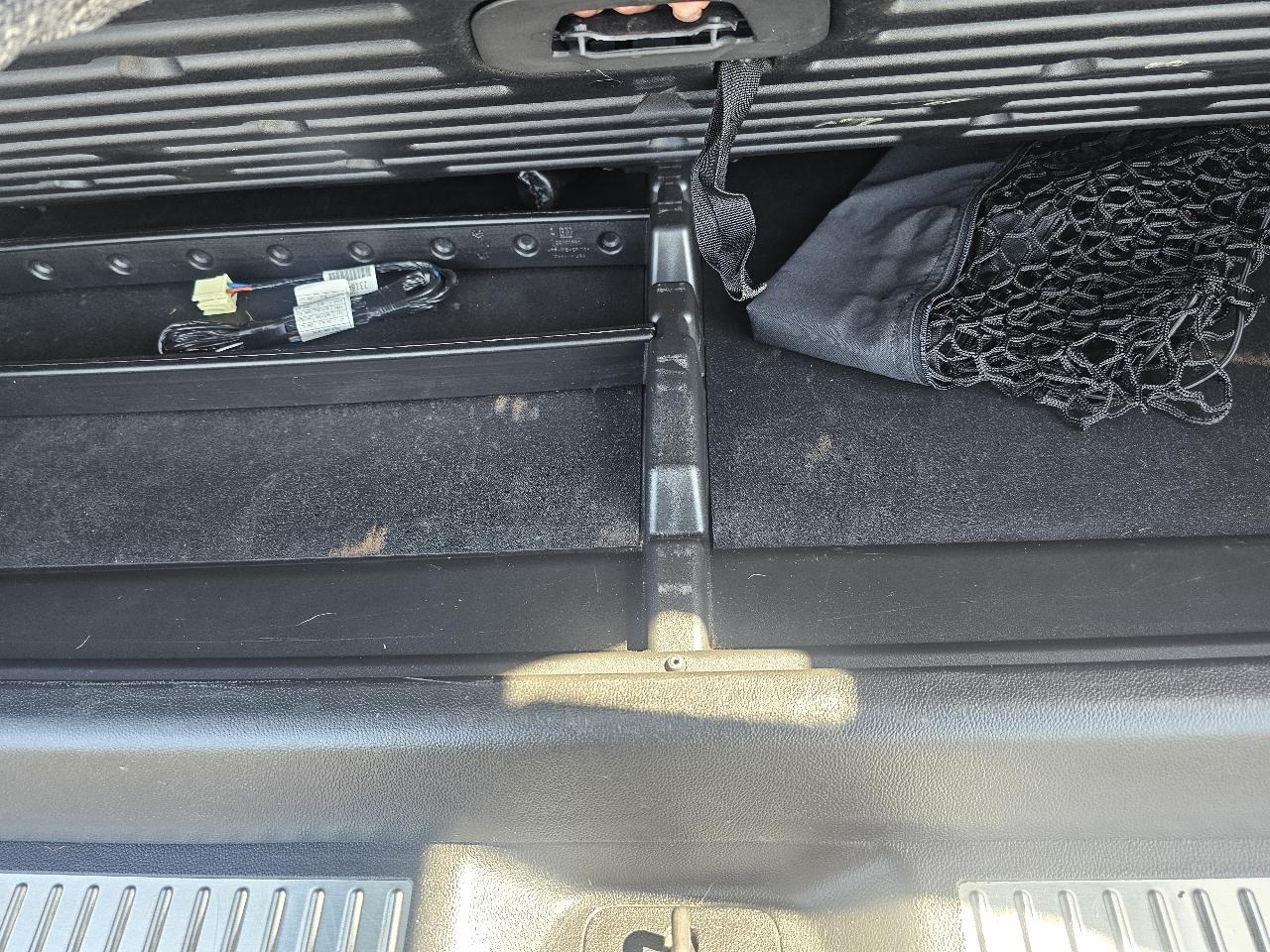 GMC Yukon XL SLT 4WD 2017