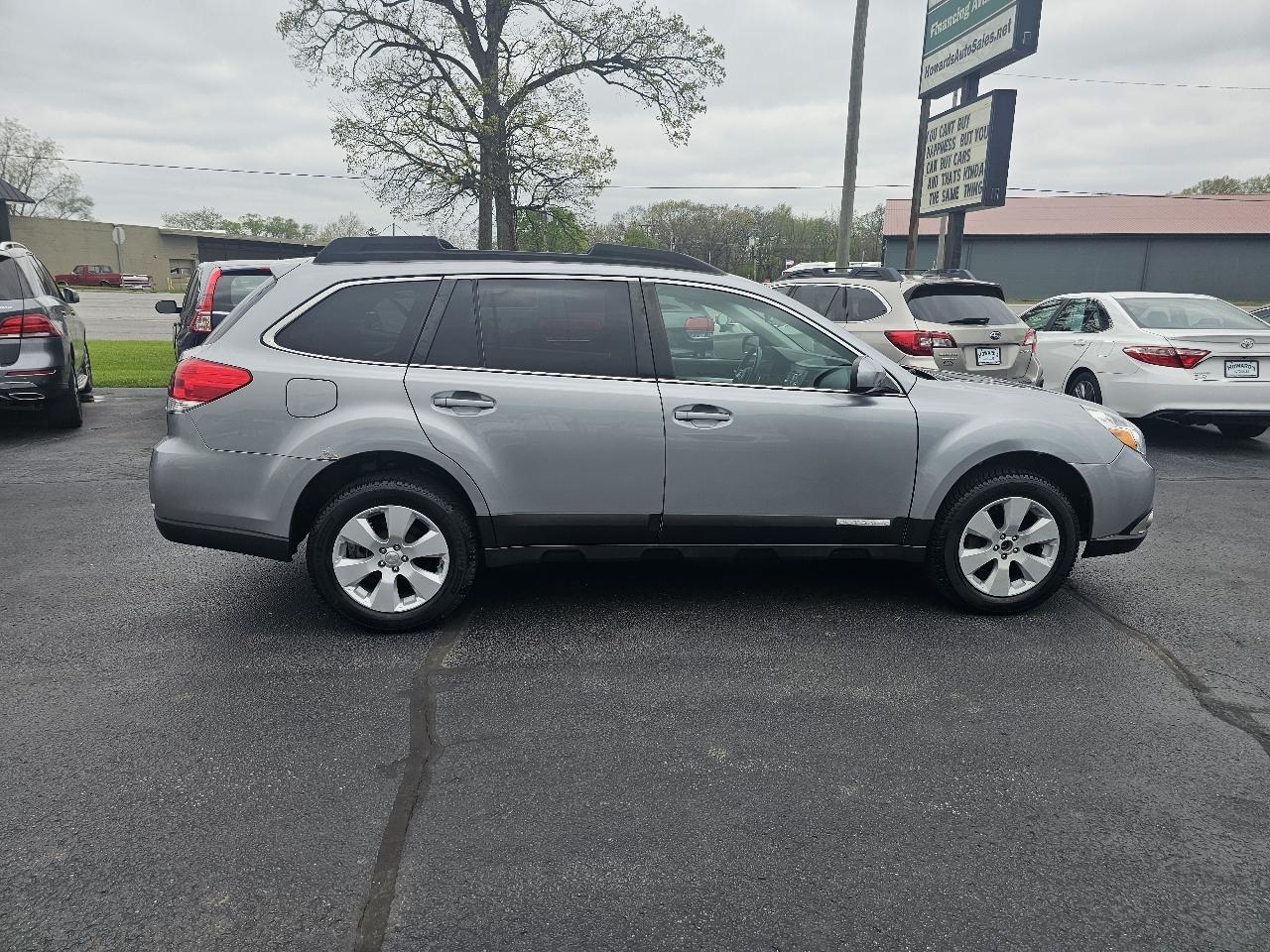 Subaru Outback 2.5i Premium 2010