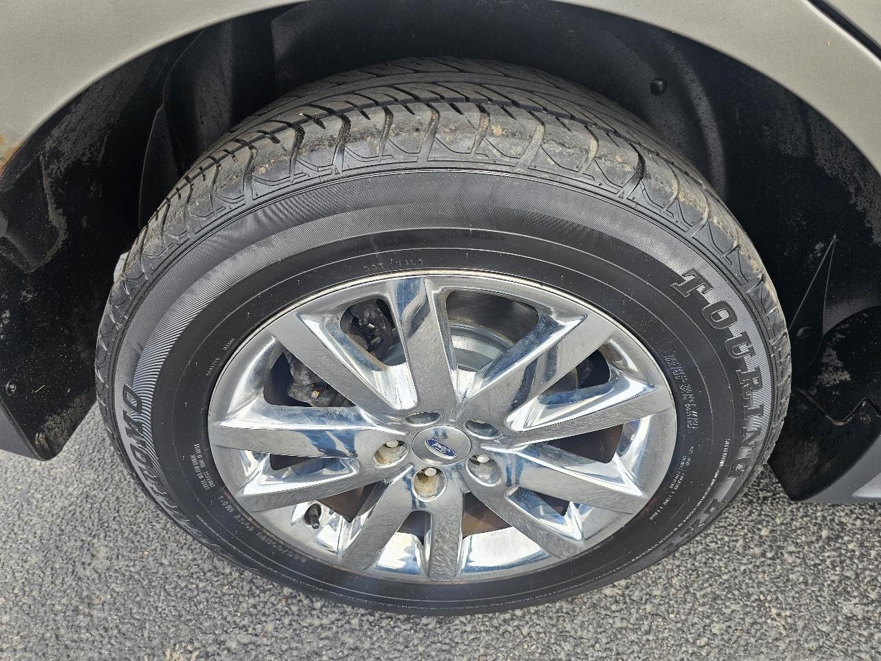 Ford Edge SEL FWD 2013