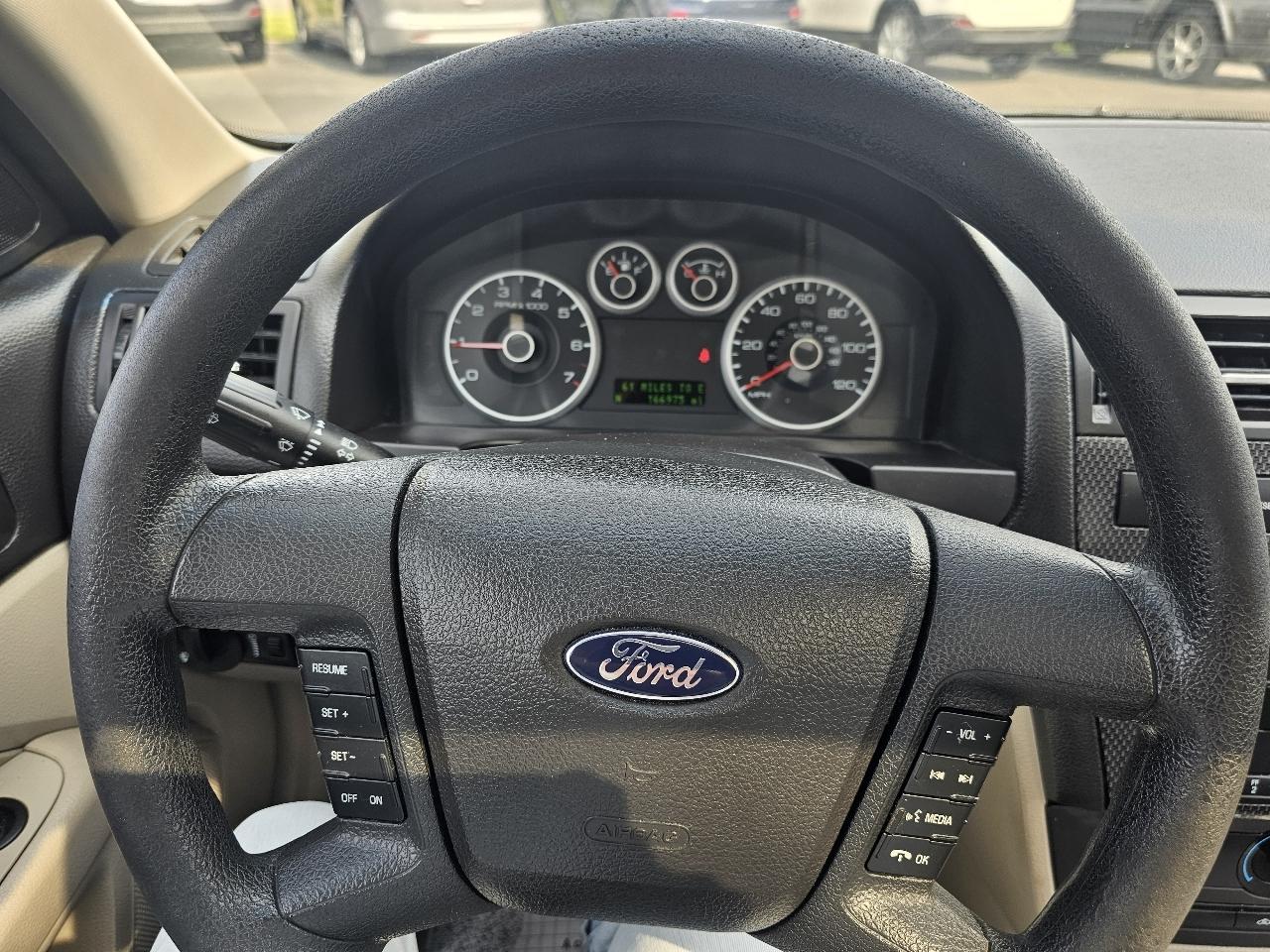 Ford Fusion I4 SE 2009