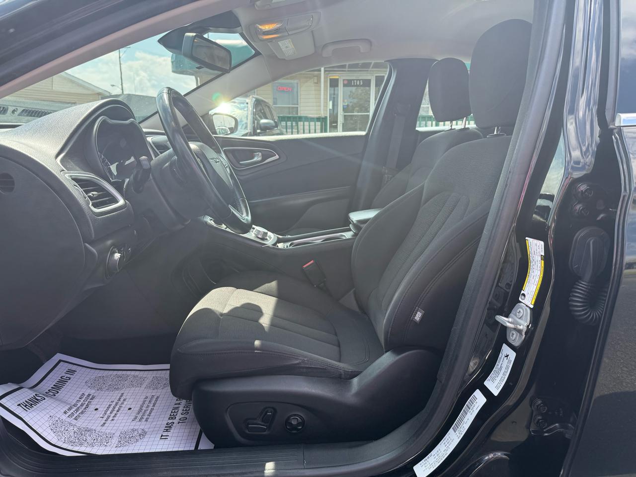 Chrysler 200 Limited 2015