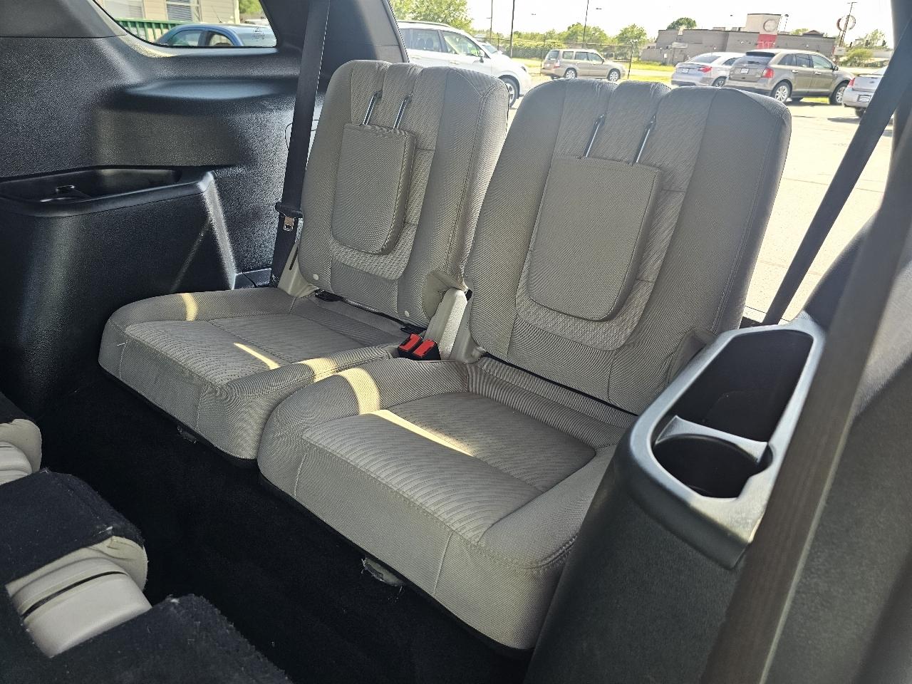 Ford Explorer Base 4WD 2018