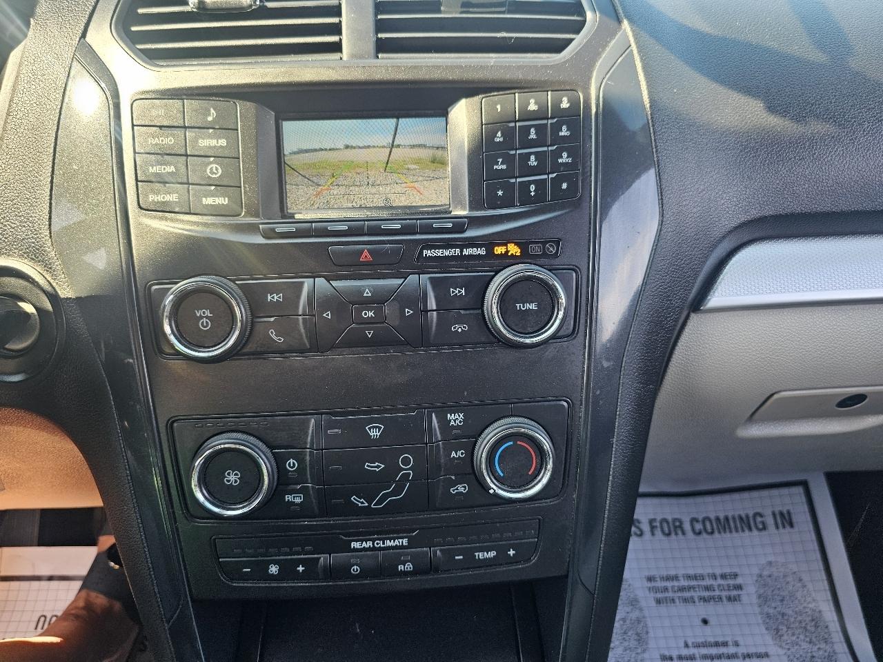 Ford Explorer Base 4WD 2018
