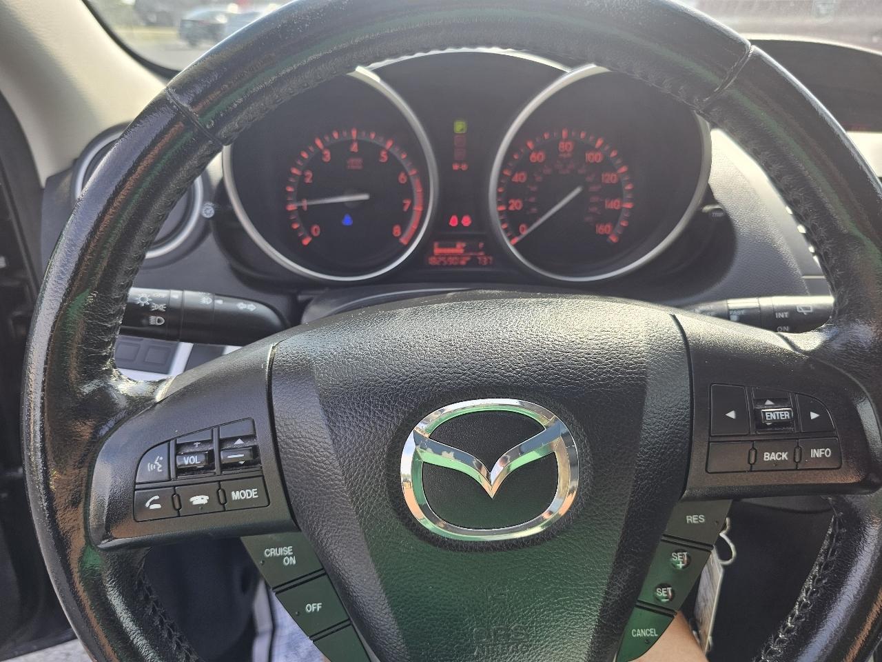 Mazda MAZDA3 s Grand Touring 5-Door 2011