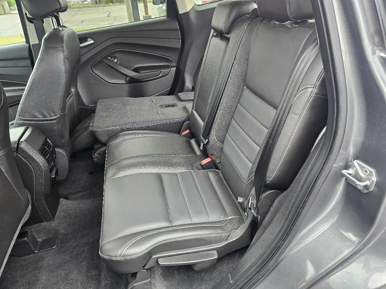 Ford Escape Titanium 4WD 2014