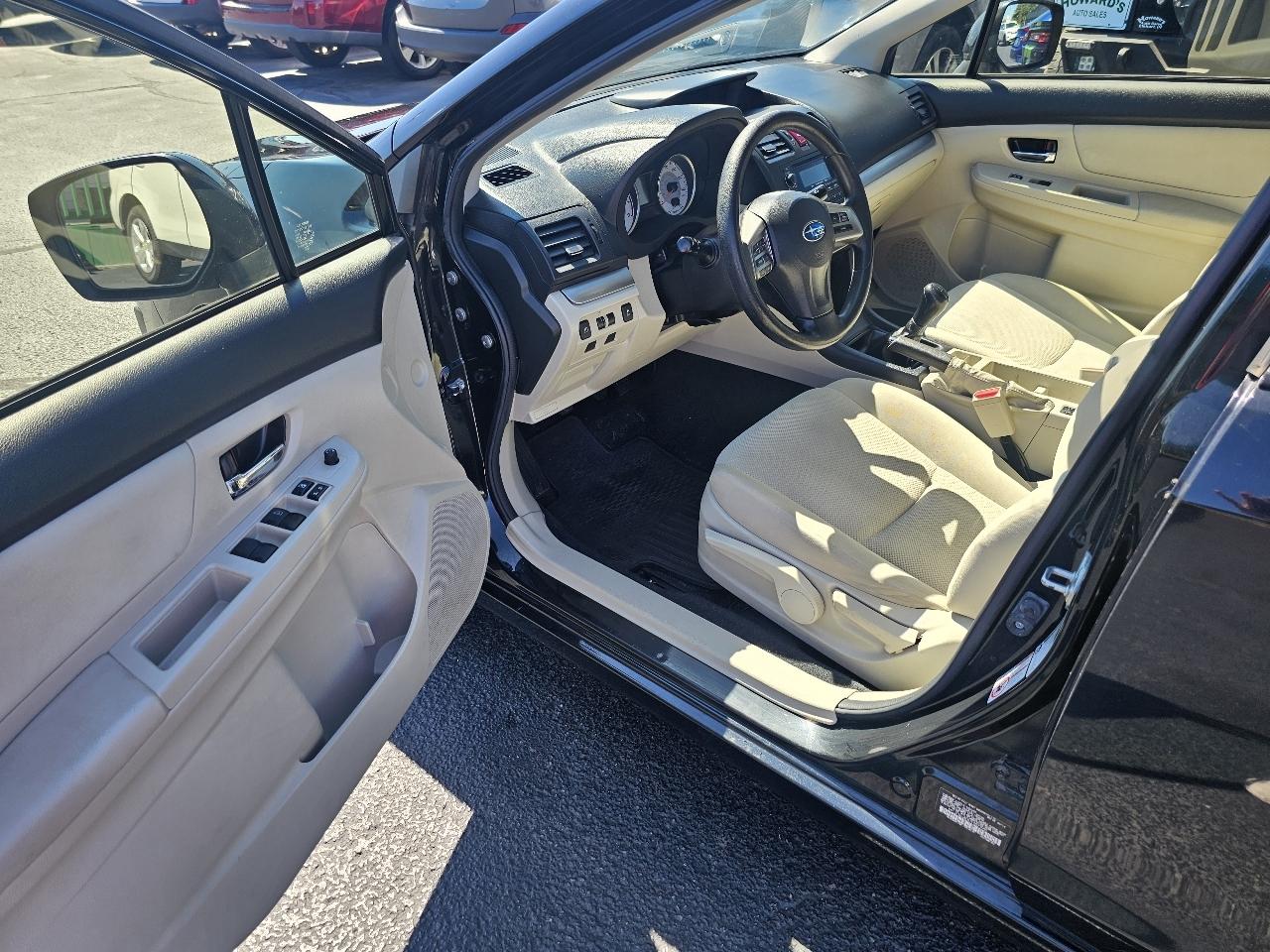 Subaru Impreza 2.0i Premium 4-Door w/All Weather Package 2014