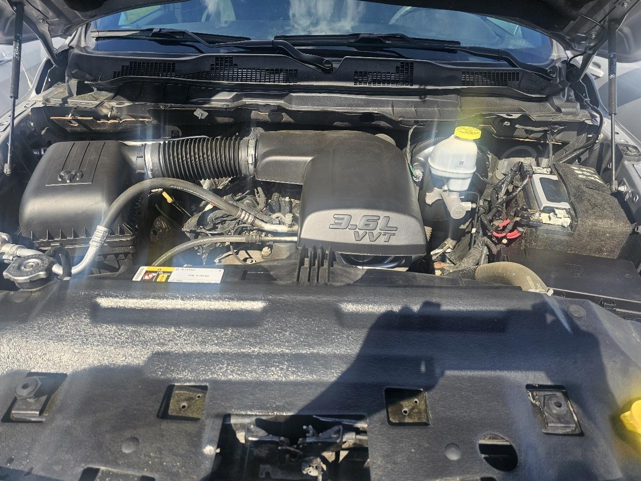 RAM 1500 SLT Quad Cab 4WD 2021