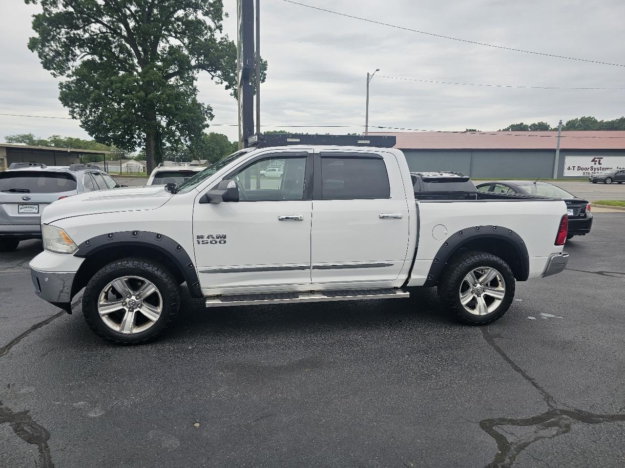 RAM 1500 SLT Crew Cab SWB 4WD 2014