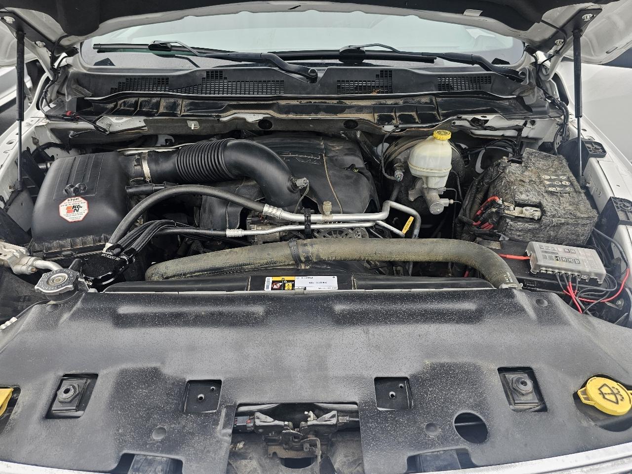 RAM 1500 SLT Crew Cab SWB 4WD 2014
