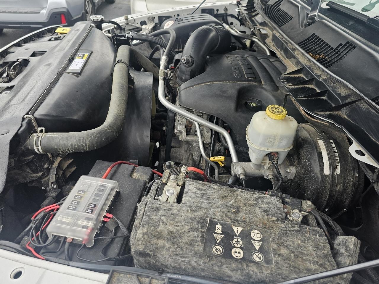 RAM 1500 SLT Crew Cab SWB 4WD 2014
