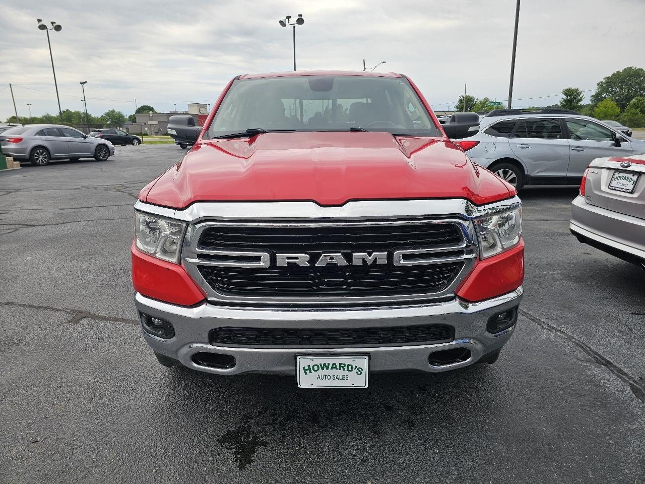 RAM 1500 Big Horn Crew Cab SWB 4WD 2020
