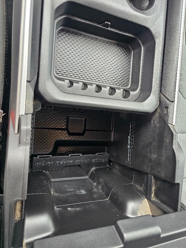 RAM 1500 Big Horn Crew Cab SWB 4WD 2020
