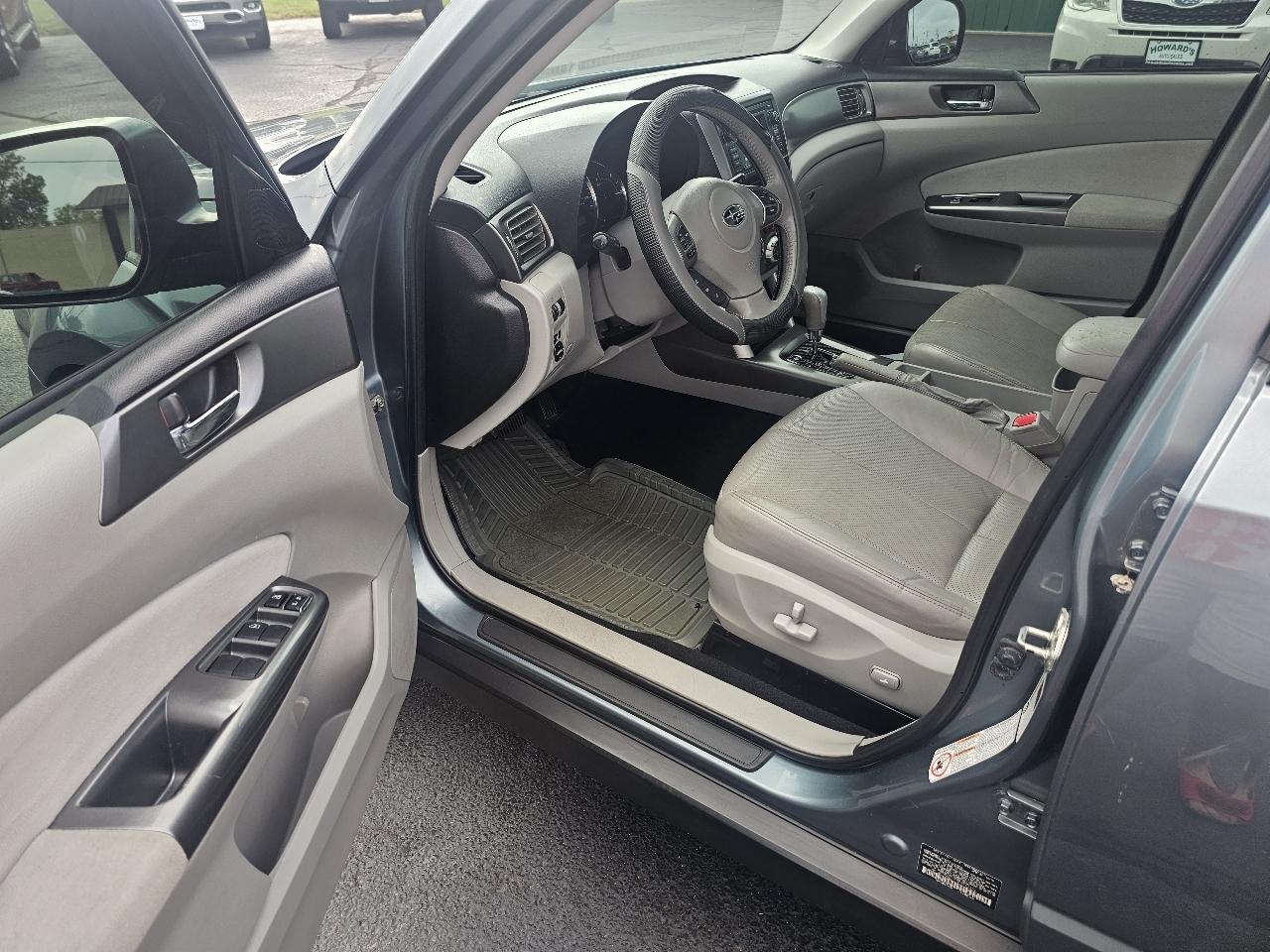 Subaru Forester 2.5X Limited 2011