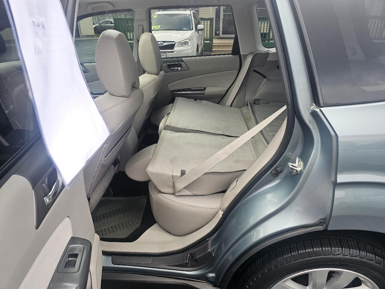 Subaru Forester 2.5X Limited 2011