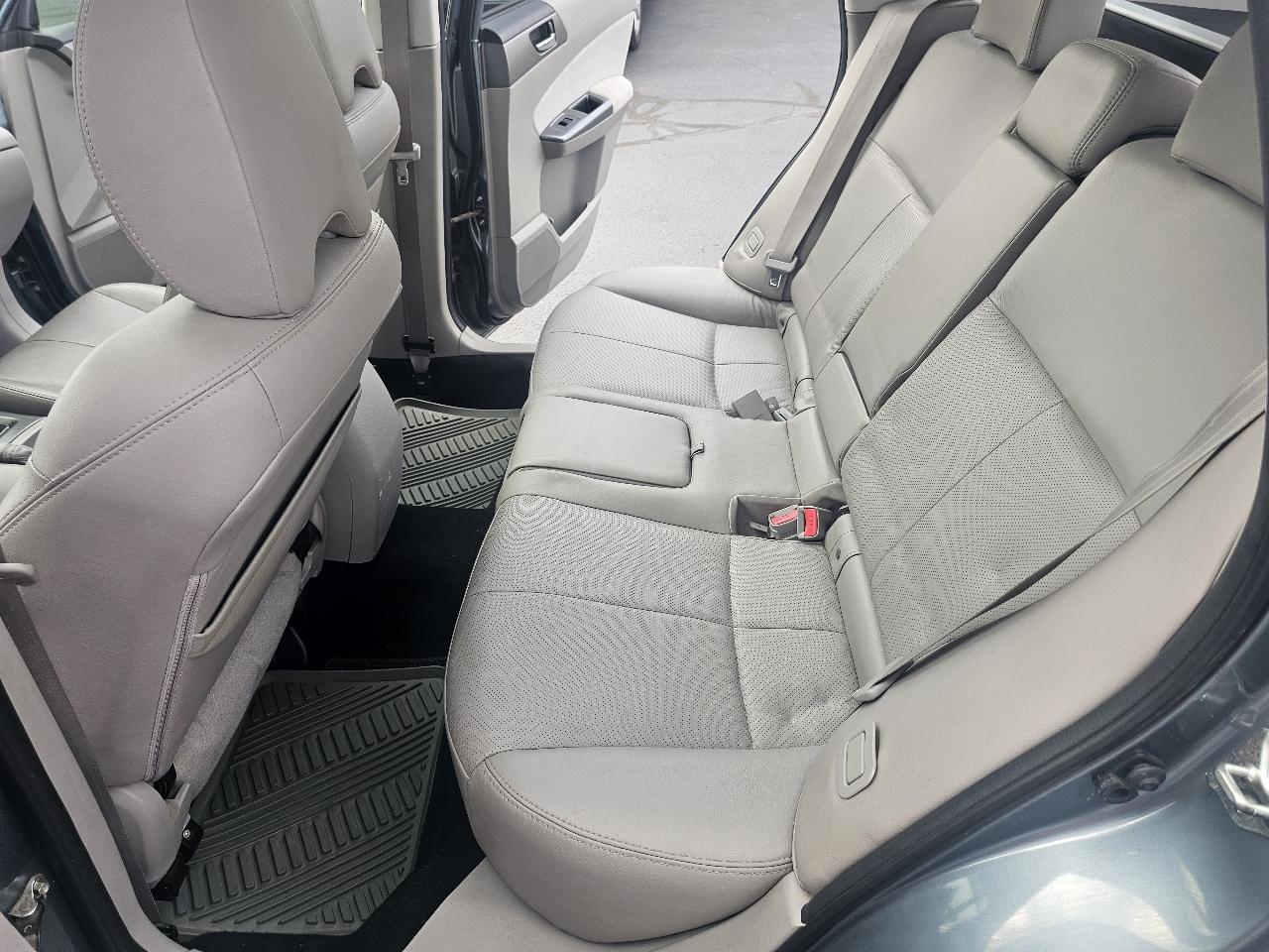 Subaru Forester 2.5X Limited 2011